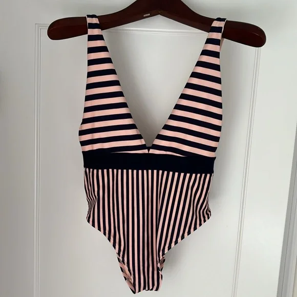 NWT Aerie deep V plunge striped one piece swim suit in navy blue & blush pink - Picture 1 of 11